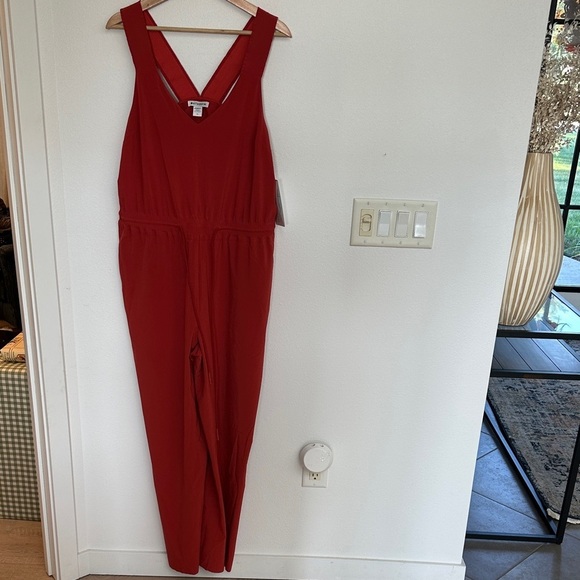 Athleta Orange V-Neck Jumpsuit NWT sz 14
